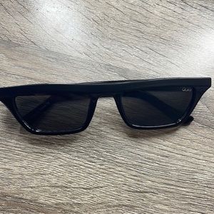 QUAY SUNGLASSES
